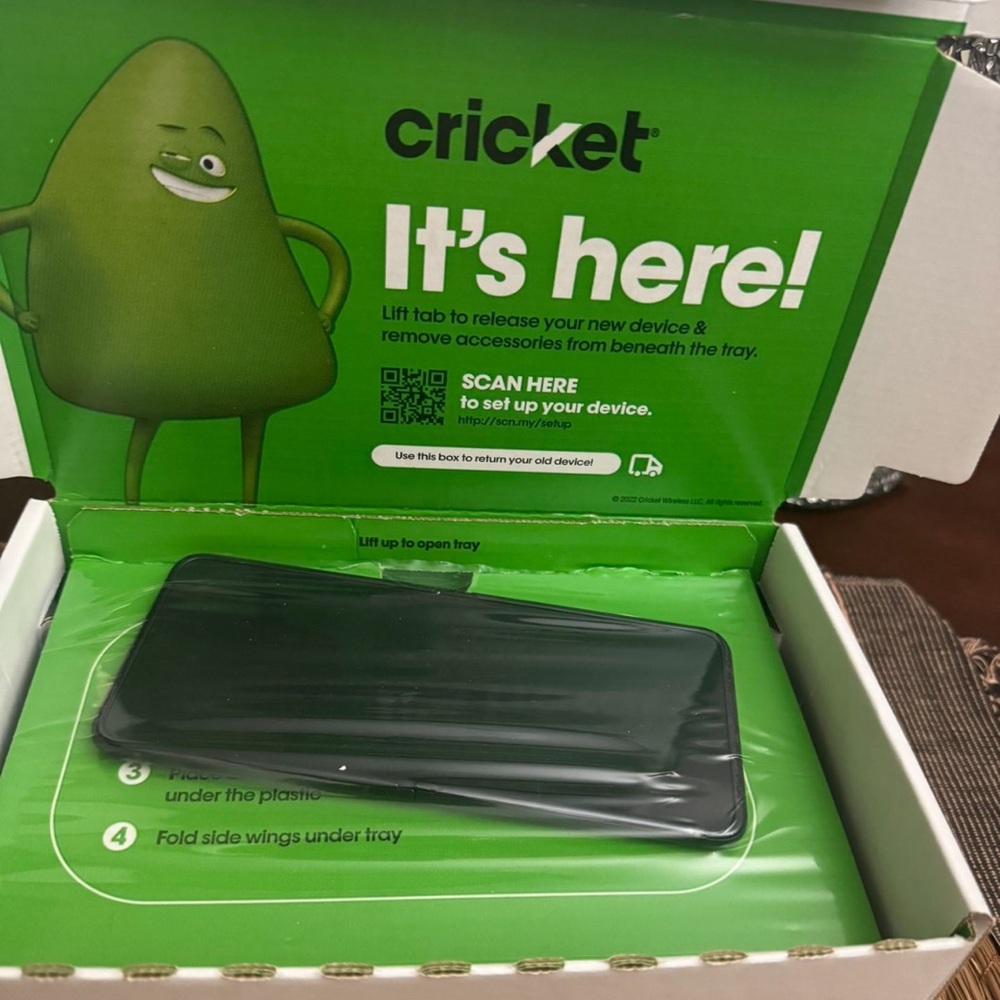Cricket Smartphone in Black